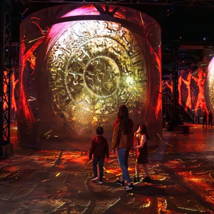 l'Atelier des Lumières, the first digital art centre in Paris!