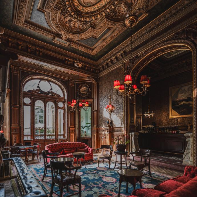 Visit the incredible Hôtel de la Païva on the Champs-Elysées