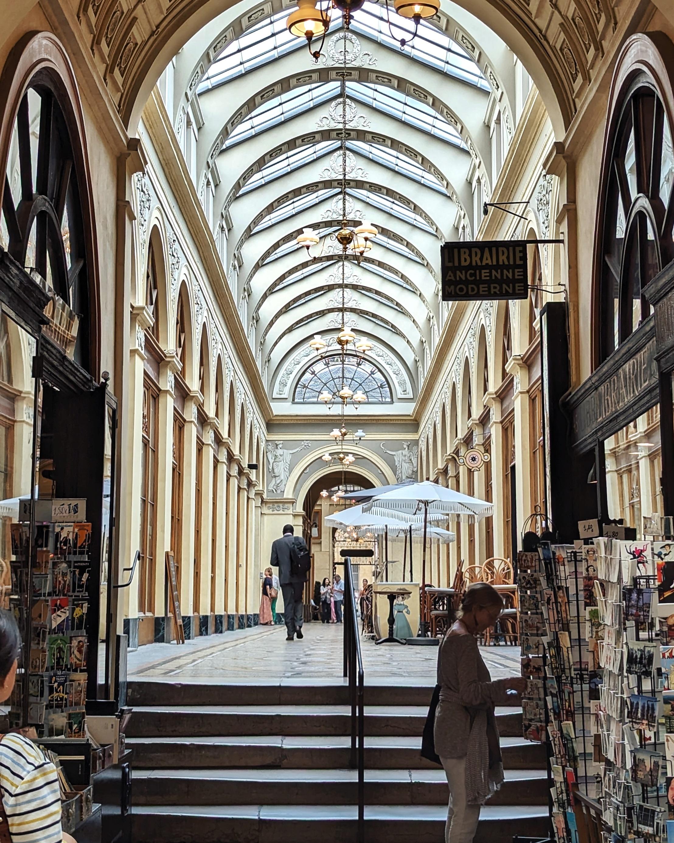 Must see in Paris : stroll through the Galerie Vivienne